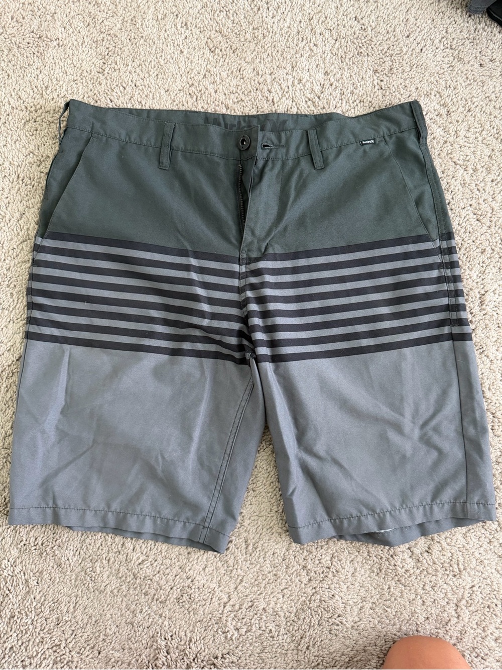Hurley Men's Two-Tone Gray Stripe Board Shorts